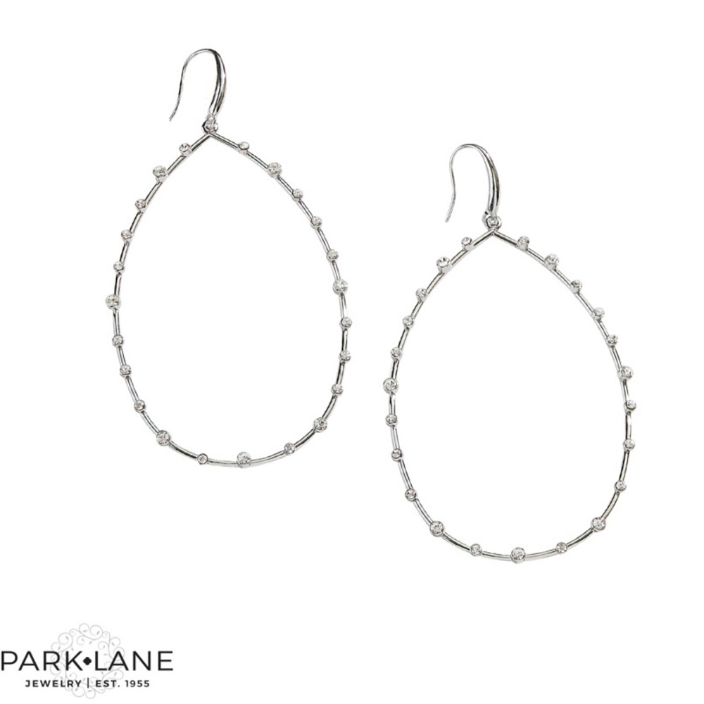 New park lane Teagan earrings. New for fall 2022 silver.